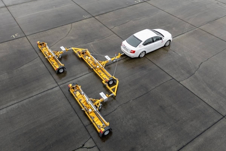 MSA EAGLE mágneses seprűk repülőterekre és nagy területekre MSA EAGLE mágneses seprűk repülőterekre és nagy területekre