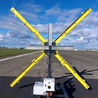Mobil fénykereszt, amely a repülőtéri kifutópálya lezárását jelzi